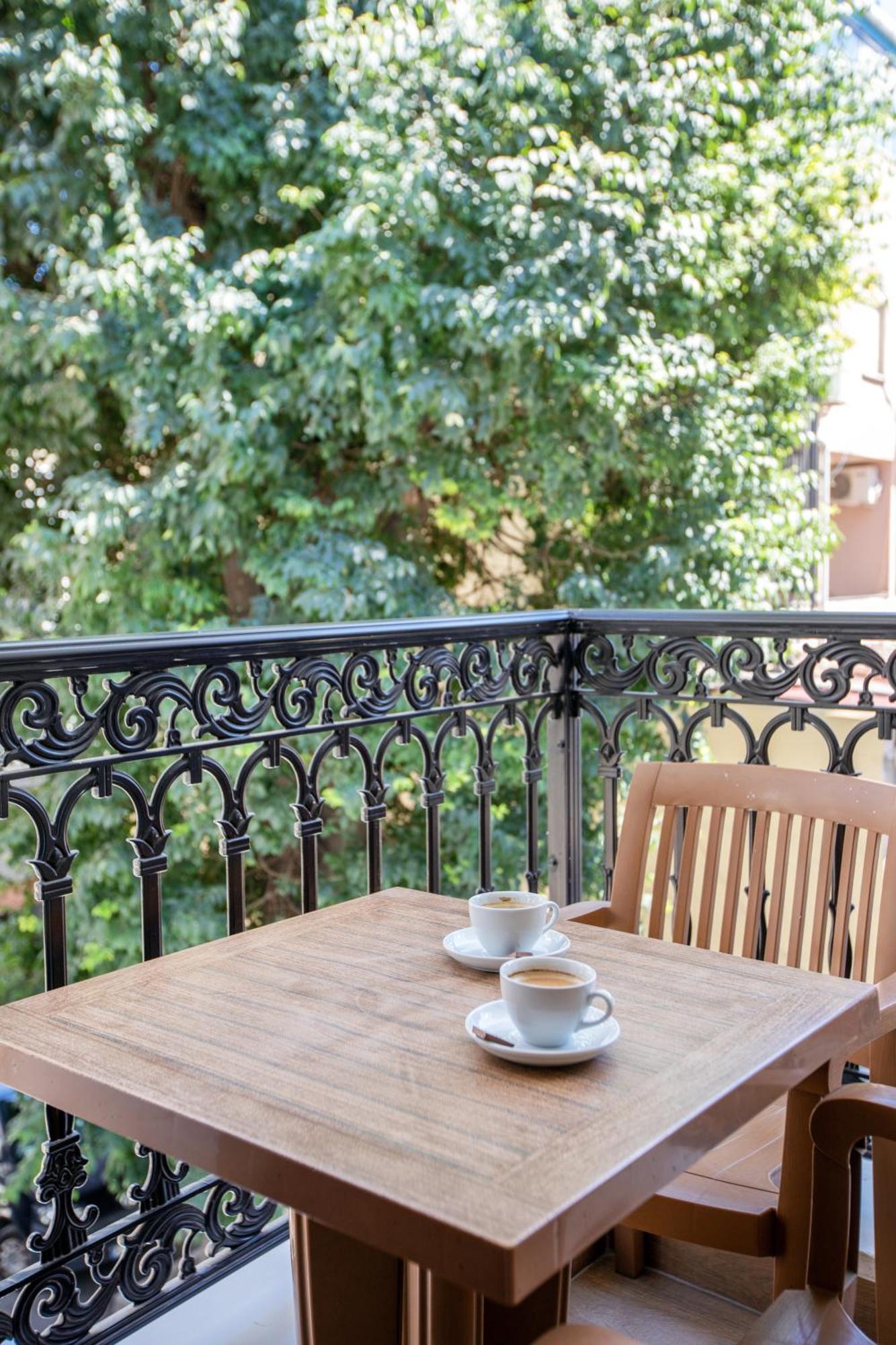 Opatija Hotel Istanbul Bagian luar foto